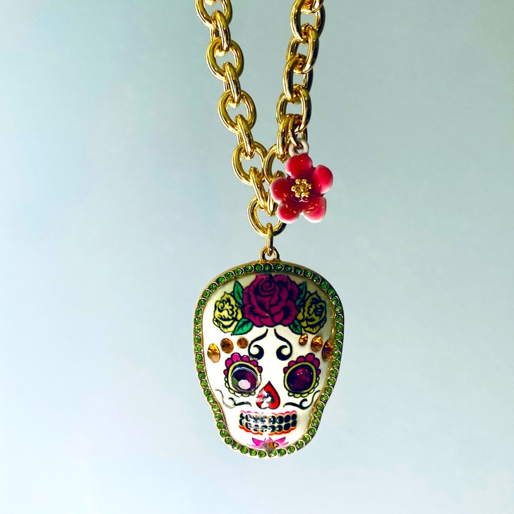 Betsey Johnson NWT - Rare Day of Dead White Skull Necklace
